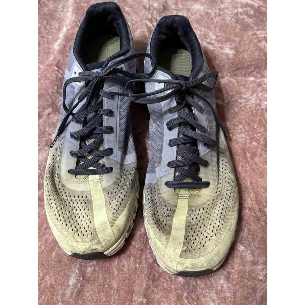 On cloud women’s shoes